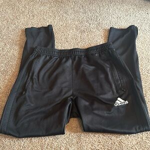 Adidas men’s jogger sweatpants. Gently used.